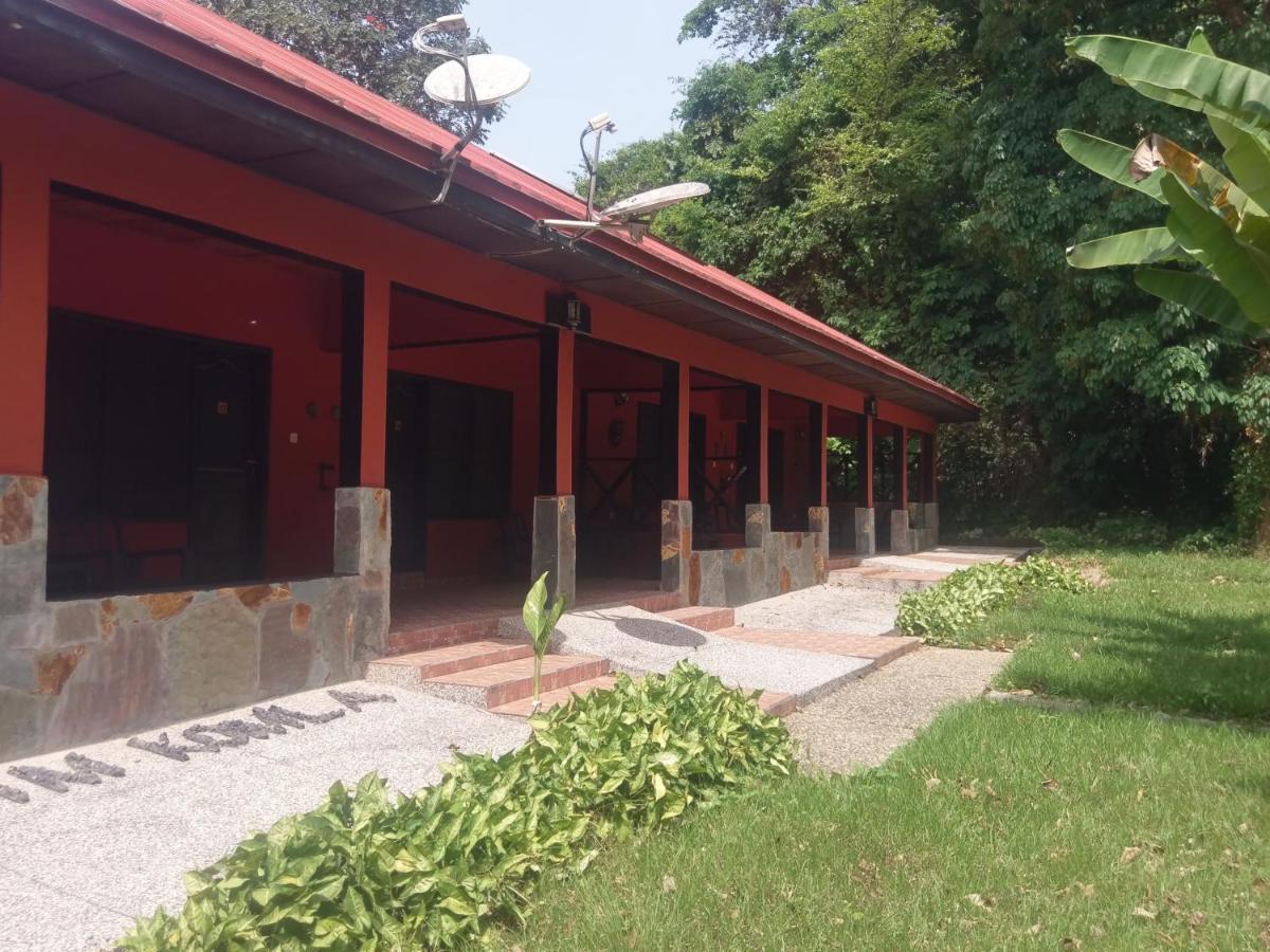 Big Foot Safari Lodge Wli Afegame Buitenkant foto