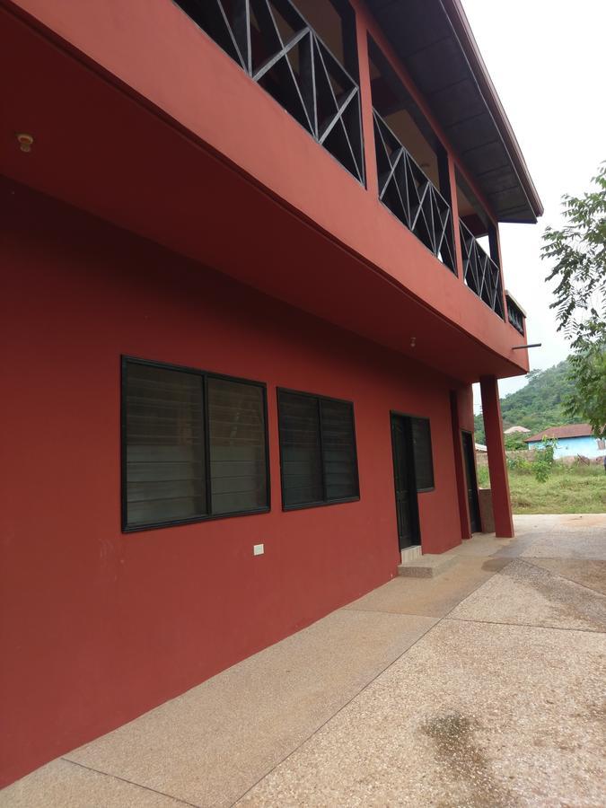 Big Foot Safari Lodge Wli Afegame Buitenkant foto